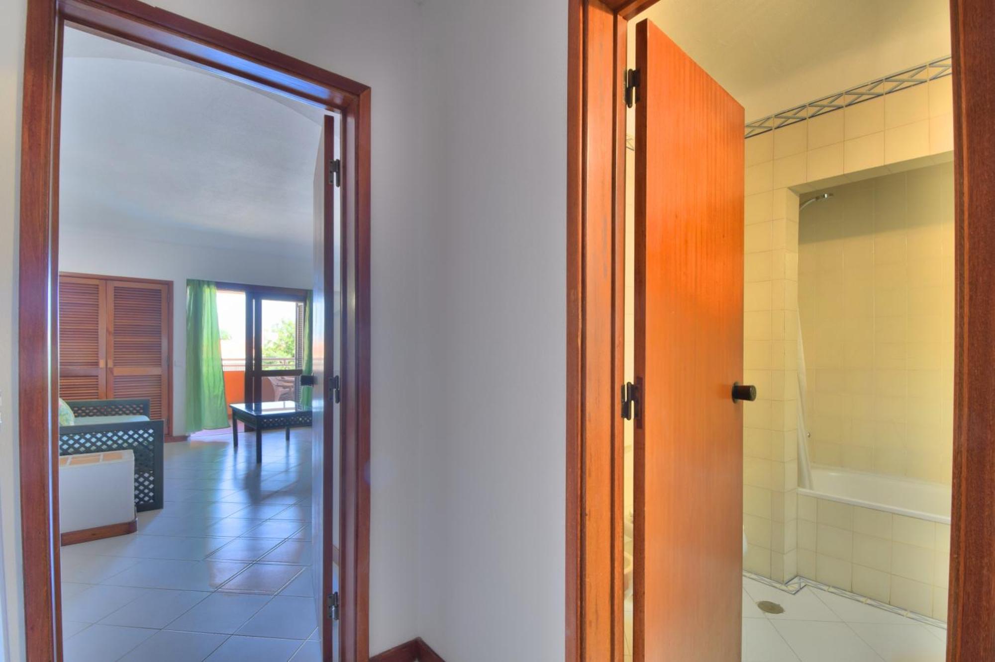 Bellavista Avenida By Beguest Aparthotel Albufeira Exterior photo